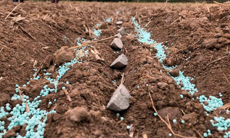 Запрет на вывоз из Кыргызстана минудобрений